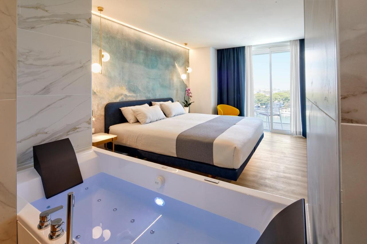 Riva Palace Hotel غرادو المظهر الخارجي الصورة